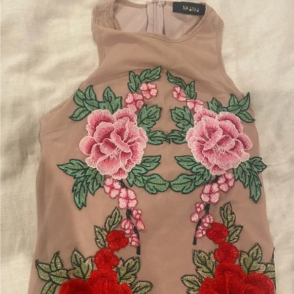 ASOS maxi dress floral detailing - Picture 3 of 4